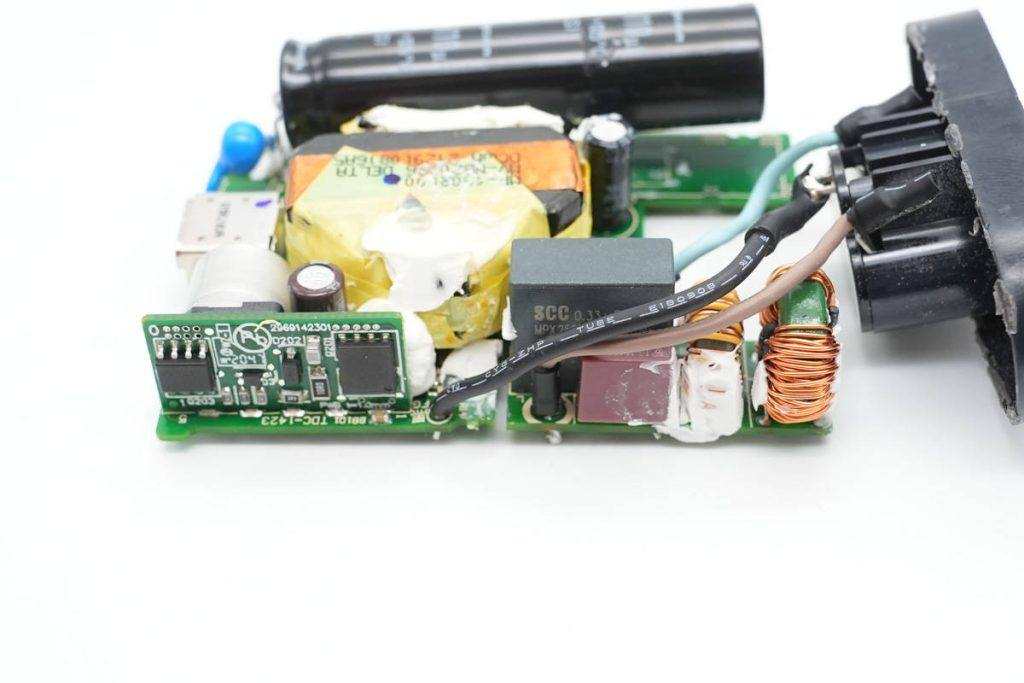 Teardown of DELL 60W USB-C Charger DA60NM200-Chargerlab