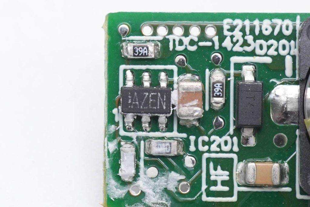 Teardown of DELL 60W USB-C Charger DA60NM200-Chargerlab