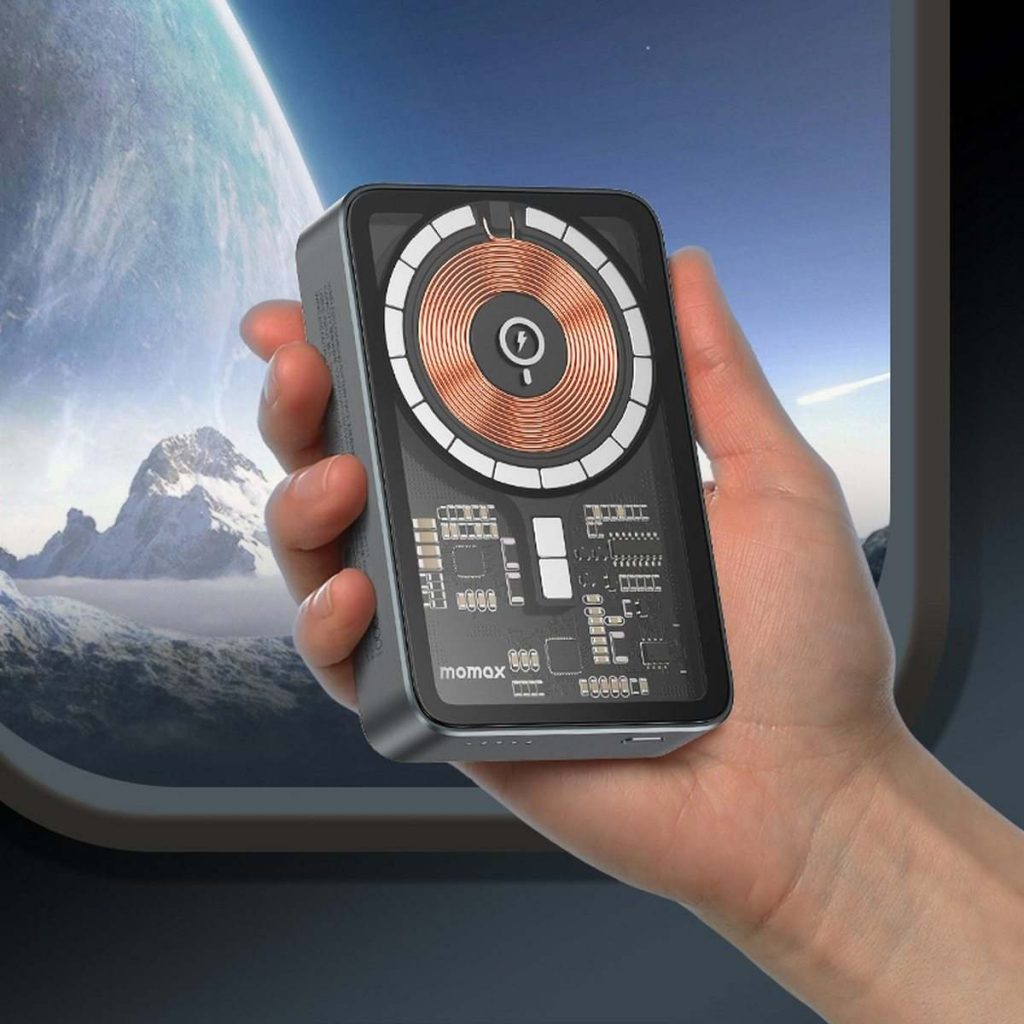 10000mAh Power Bank丨 MOMAX Released Upgraded Magnetic Wireless Battery Pack with Stand-Chargerlab