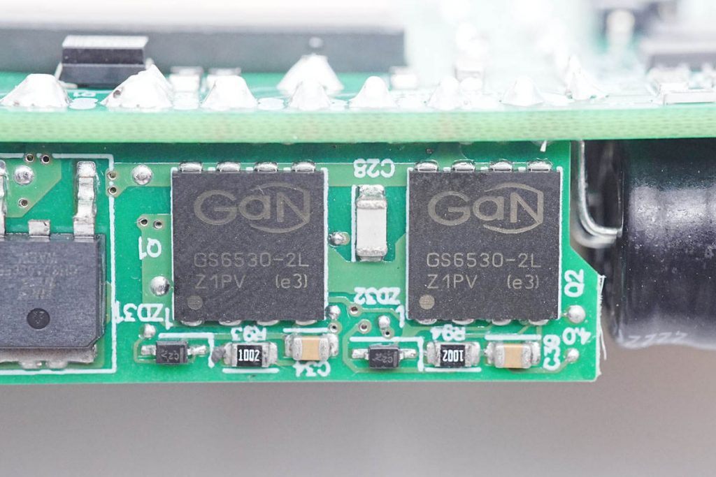 Teardown of Razer Blade 280W GaN Power Adapter (RC30-042)-Chargerlab