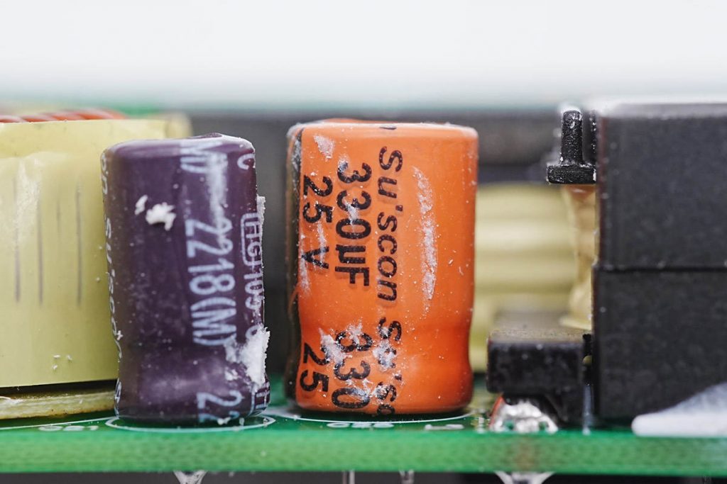 Teardown of Razer Blade 280W GaN Power Adapter (RC30-042)-Chargerlab