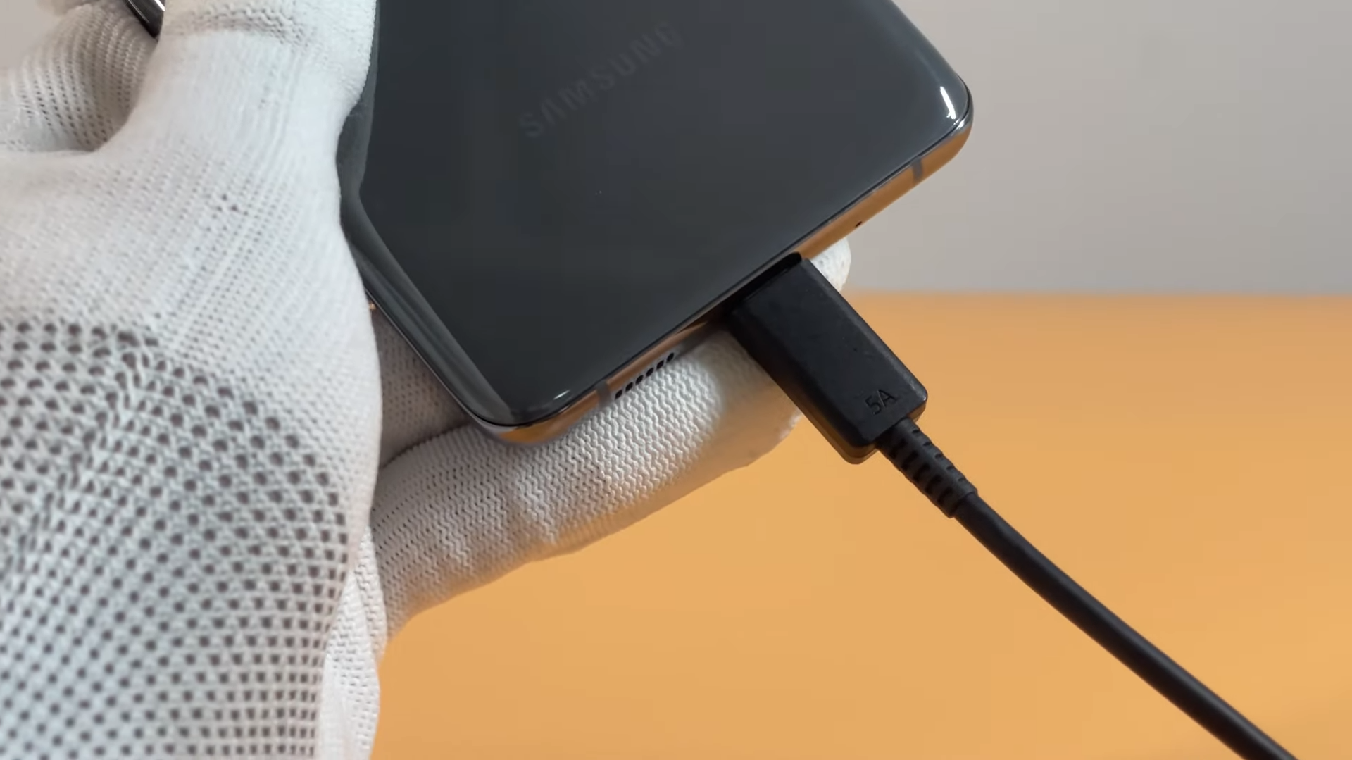How to Choose a Convenient Multi-Port Charger for Everyday Use?-Chargerlab