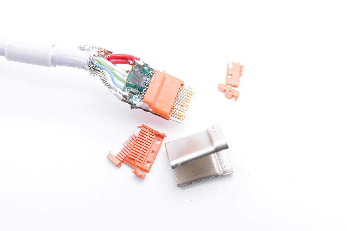 Teardown of Baseus 240W USB-C Cable-Chargerlab