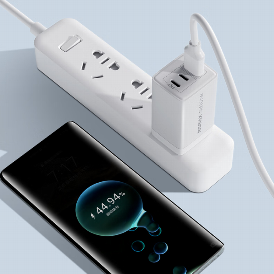 MOMAX Launched 67W 3-Port GaN Charger-Chargerlab