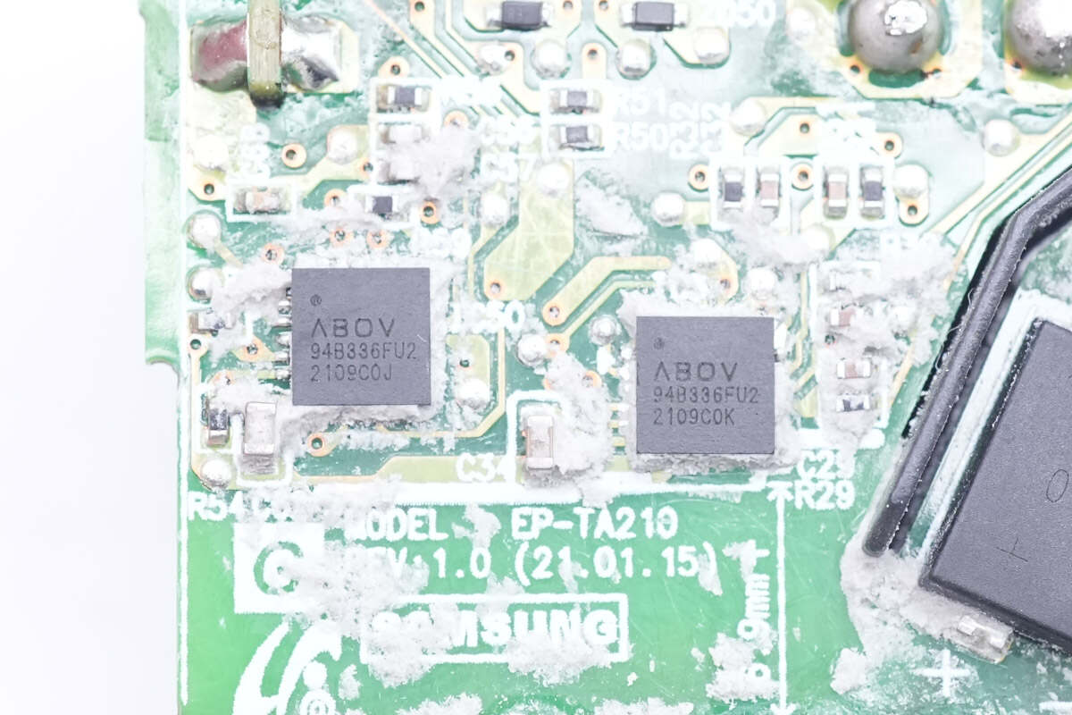 Teardown of Samsung 35W Dual Ports Charger (TA220)-Chargerlab