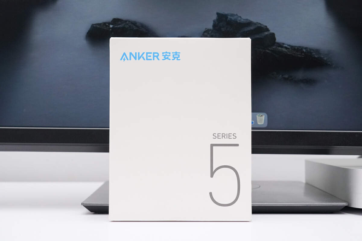 MEILLEURES BATTERIES EXTERNES en 2023 : Anker 737 140W vs Baseus