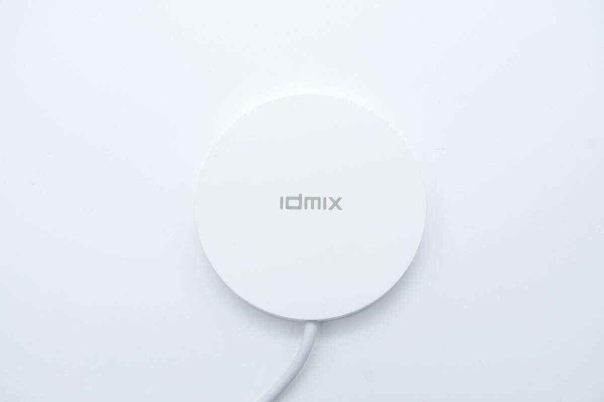 Review of IDMIX 15W Magnetic Wireless Charger-Chargerlab