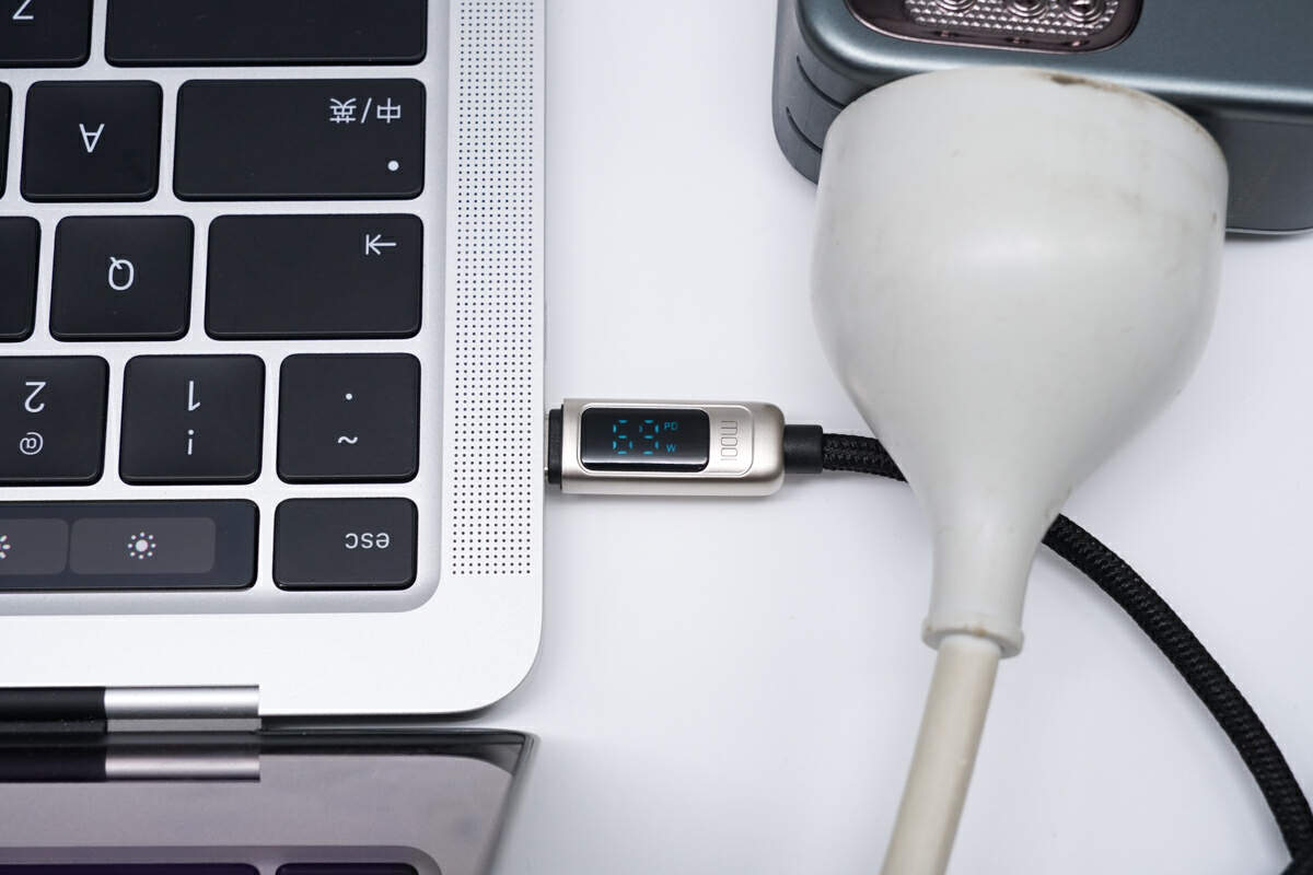 Review of Mcdodo 100W Dual USB-C Fast Charging Cable with LED Display-Chargerlab