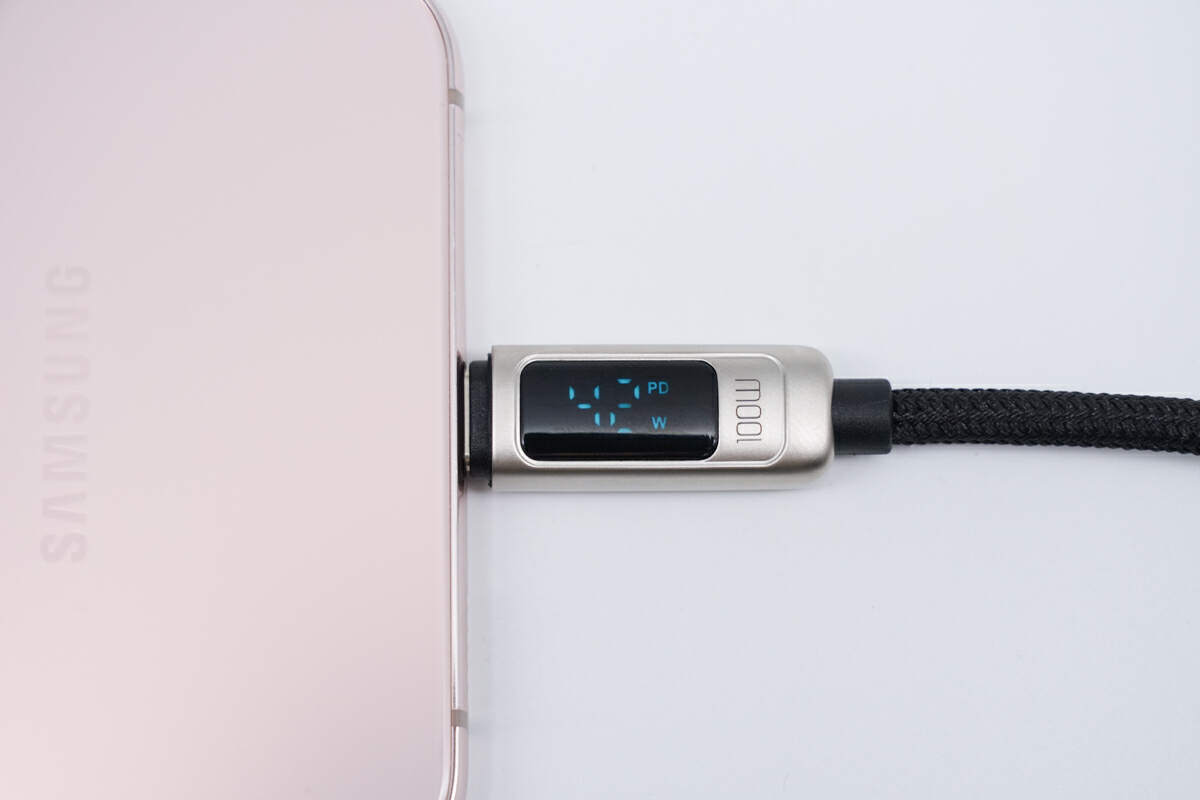 Review of Mcdodo 100W Dual USB-C Fast Charging Cable with LED Display-Chargerlab
