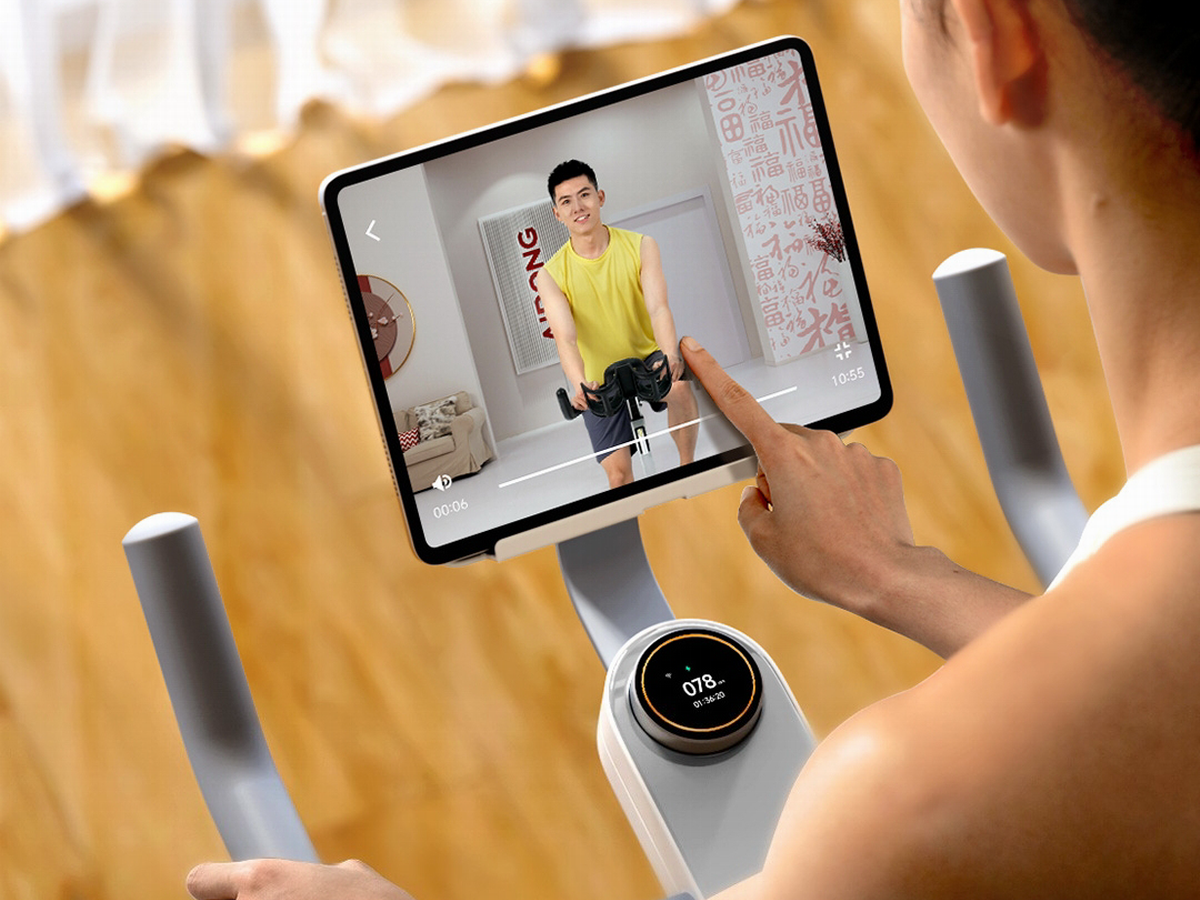 Charge Your Phone with Your Fat | Introducing the Xiaomi Electricity Generating Spinning Bike-Chargerlab
