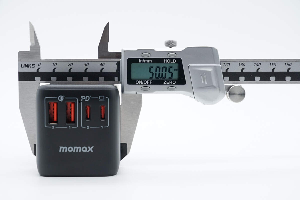Fast Charging Everywhere | Review of MOMAX 100W International Power Adapter-Chargerlab