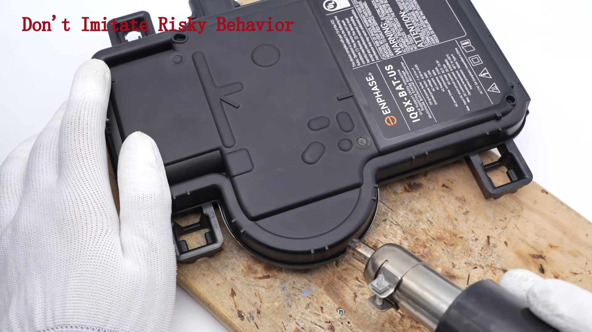 Teardown of Enphase IQ8X Microinverter-Chargerlab