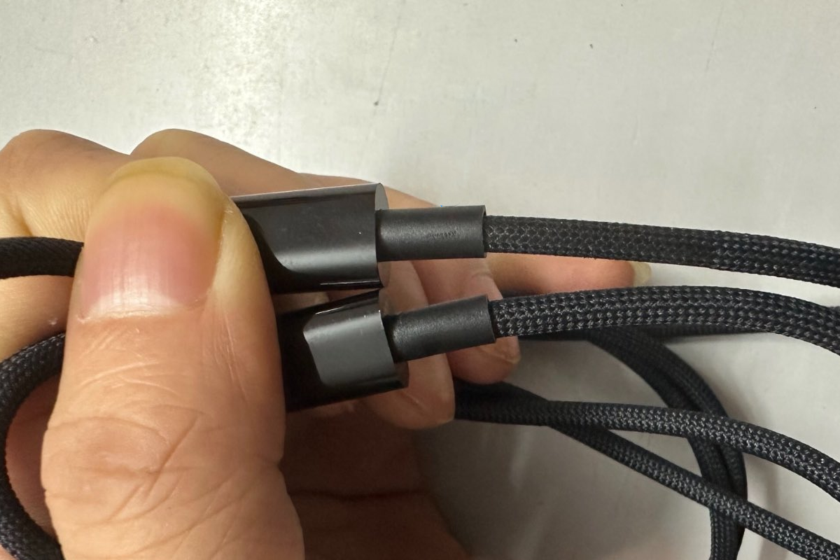 First Look at iPhone 15's Included USB-C Cable: Unveiling New Craftsmanship and Design-Chargerlab