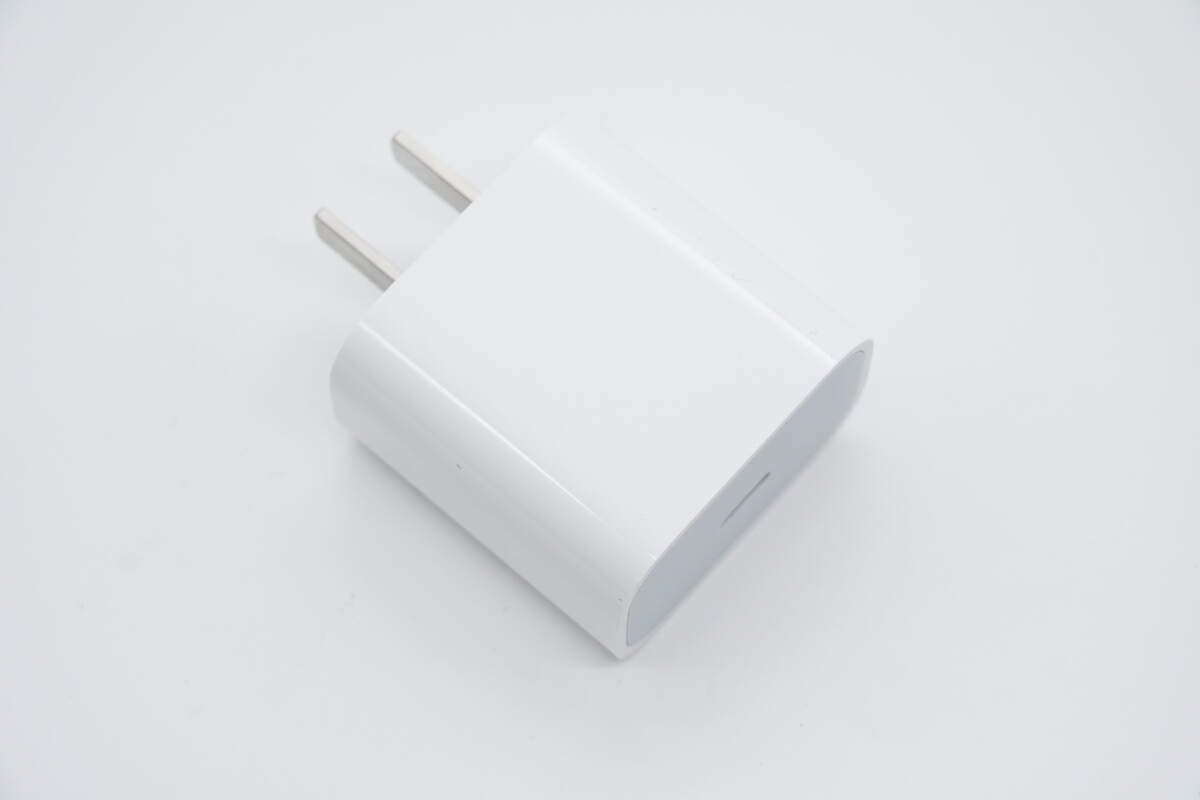 Review of New Apple 20W Charger for iPhone 15 (A2940)-Chargerlab