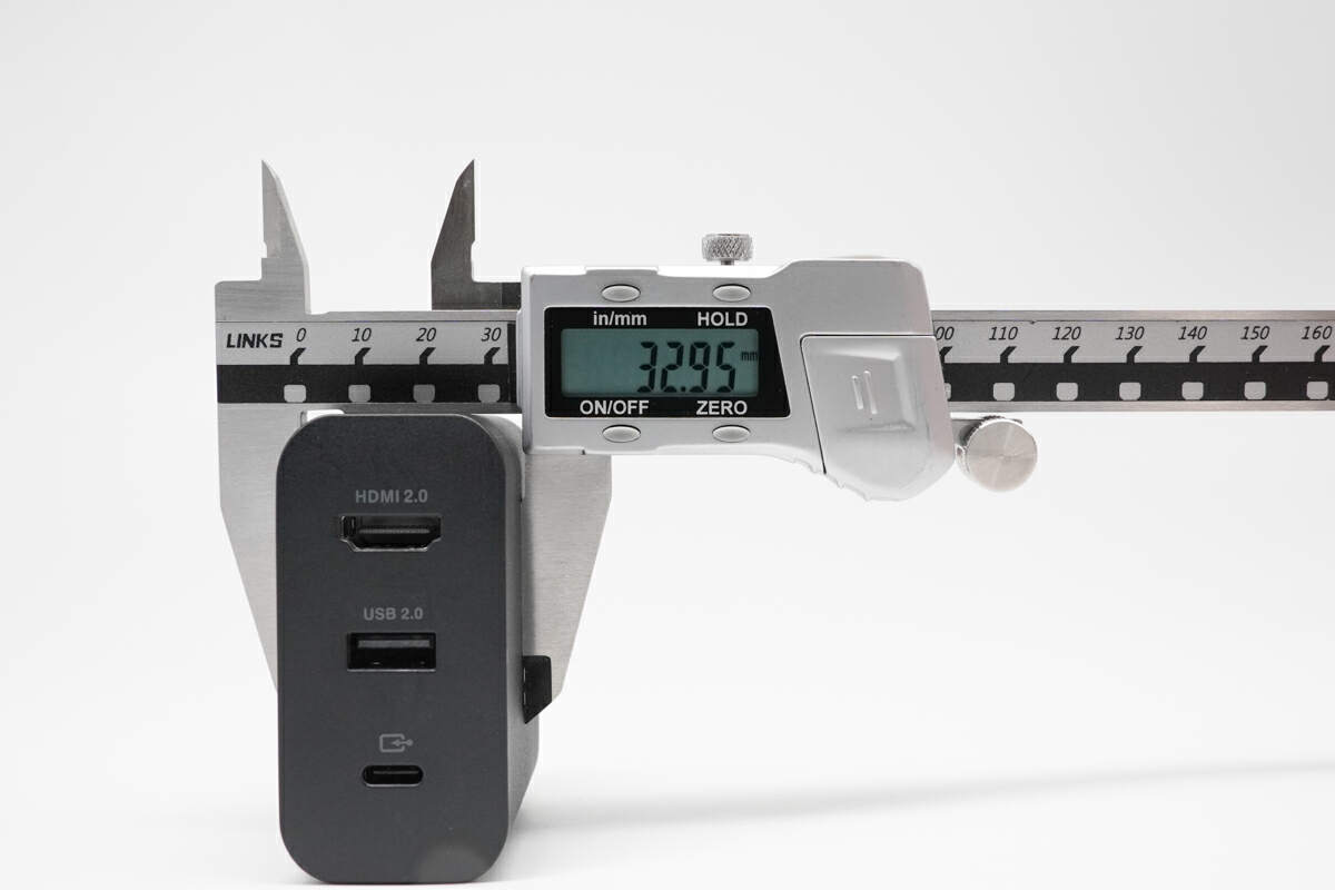 Charging Review of ASUS ROG 65W Gaming Charger Dock-Chargerlab