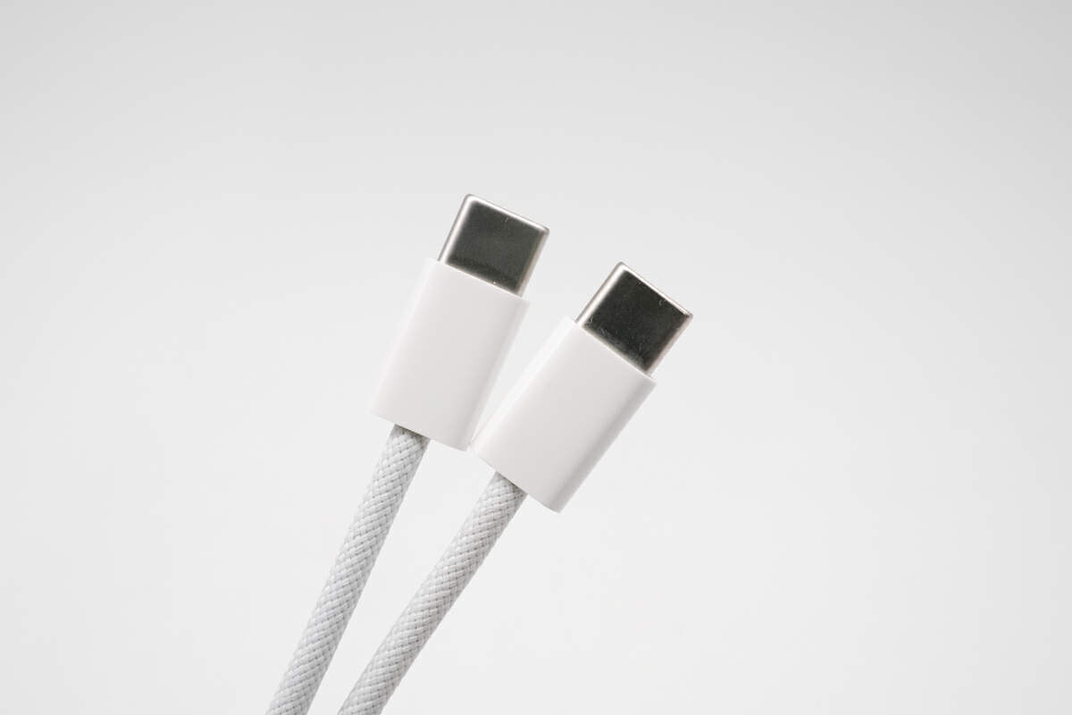 Comparative Test of iPhone 16 Pro with Apple Chargers at Different Power-Chargerlab