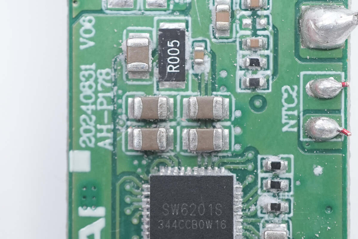 Teardown of OPPO 5000mAh Slim Magnetic Power Bank (MPBV01)-Chargerlab