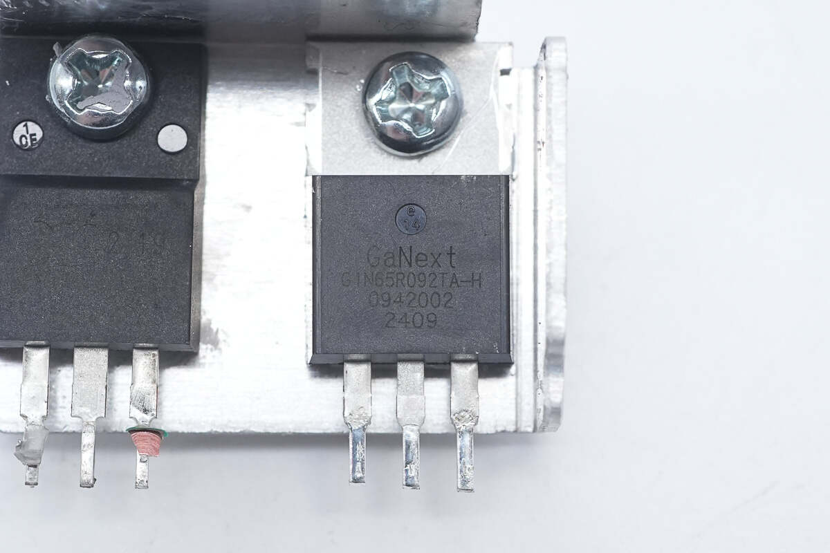 Teardown of ANKER 253W GaN Power Adapter (A91B2-Adapter)-Chargerlab