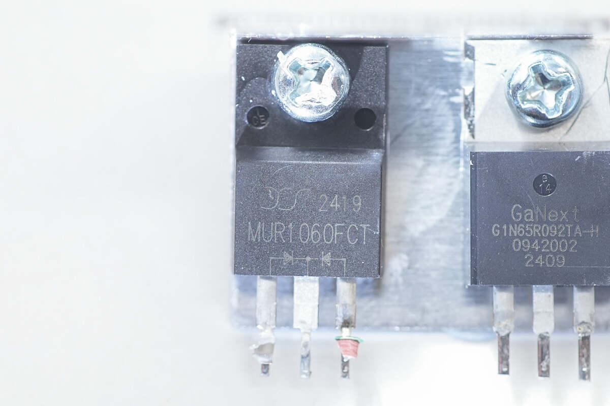 Teardown of ANKER 253W GaN Power Adapter (A91B2-Adapter)-Chargerlab