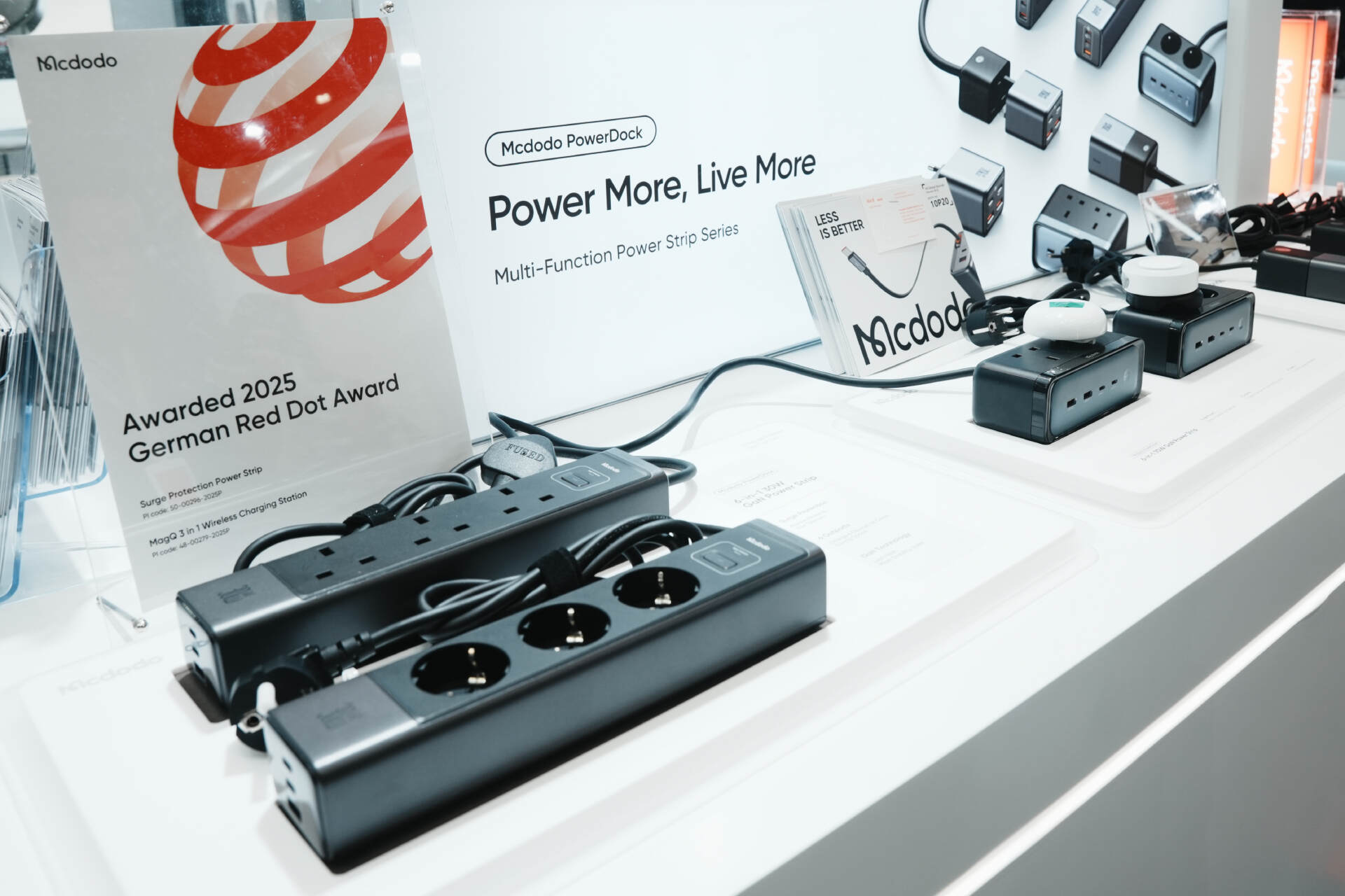 Mcdodo Showcases 2025 Red Dot Award-Winning Products at the Global Sources Hong Kong Shows-Chargerlab