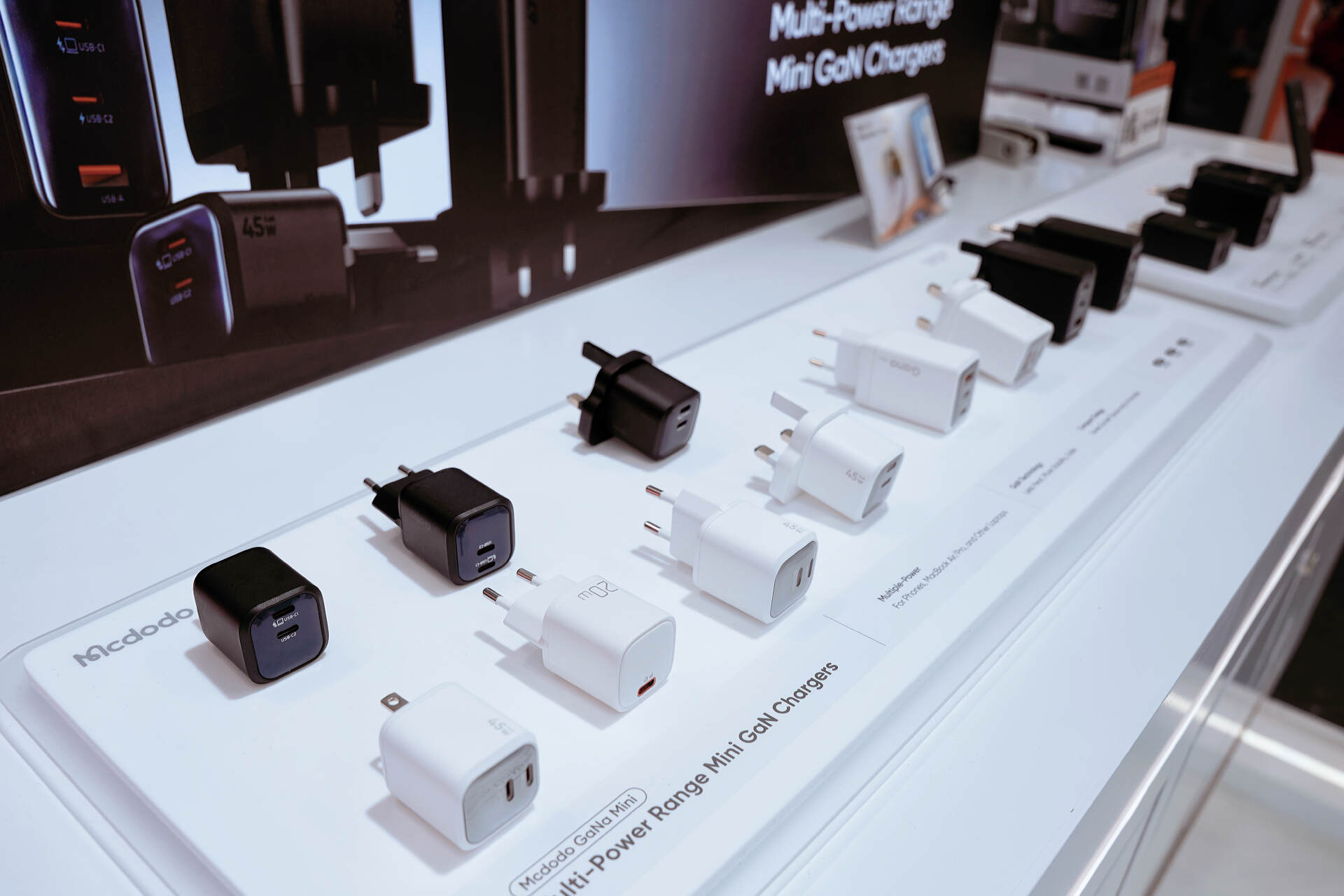 Mcdodo Showcases 2025 Red Dot Award-Winning Products at the Global Sources Hong Kong Shows-Chargerlab