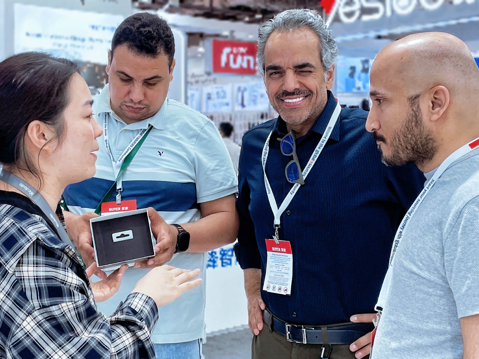 Mcdodo Showcases 2025 Red Dot Award-Winning Products at the Global Sources Hong Kong Shows-Chargerlab