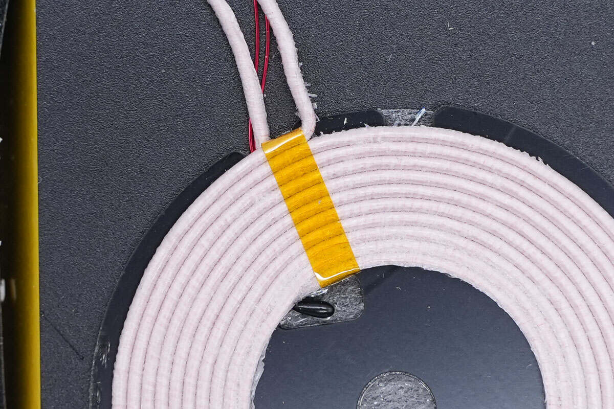 Teardown of CUKTECH 10000mAh Magnetic Power Bank (CP132ML)-Chargerlab