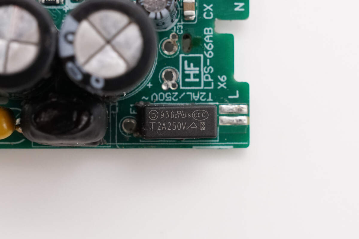Teardown of Huawei Pura X Original 66W GaN Charger (HW-110600C05)-Chargerlab
