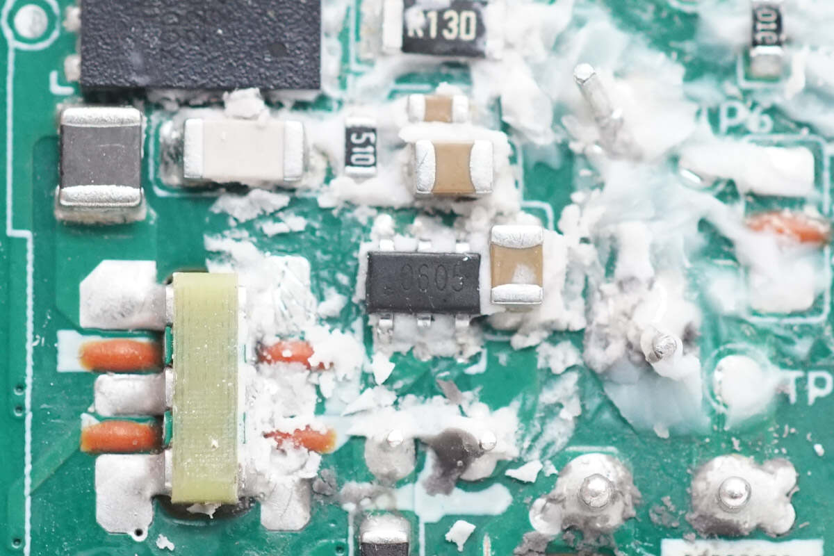 Teardown of Huawei Pura X Original 66W GaN Charger (HW-110600C05)-Chargerlab