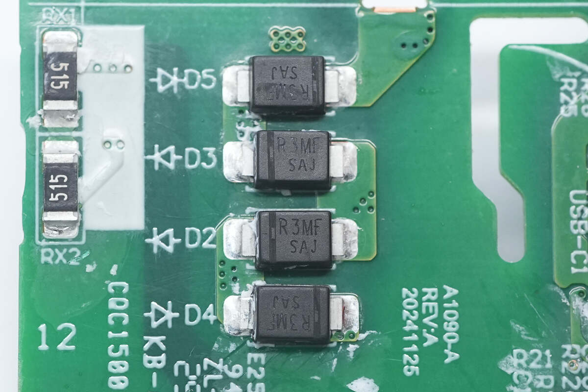 Teardown of Xiaomi 90W GaN Pudding Charger (MDY-18-EU)-Chargerlab