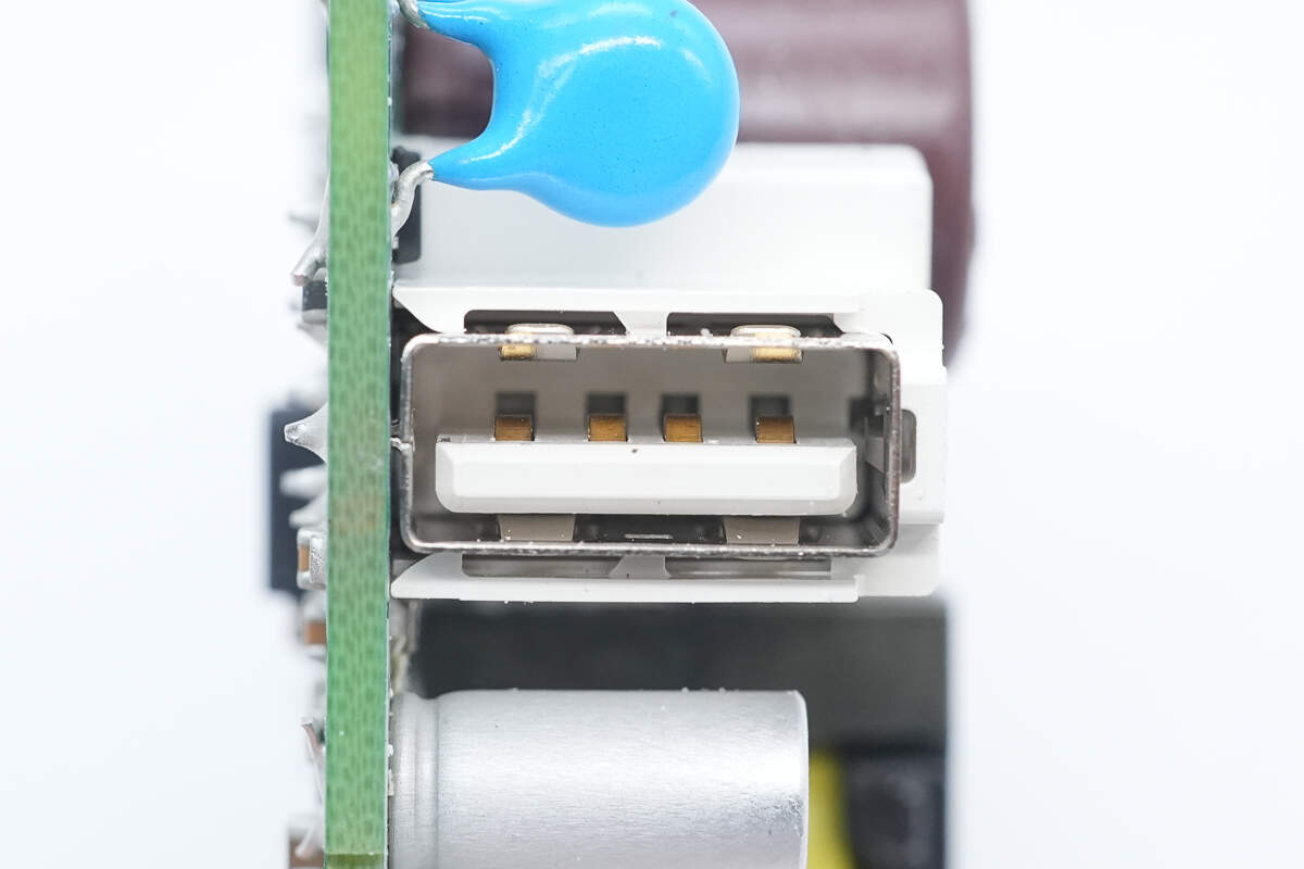 Teardown of vivo 90W FlashCharge GaN Charger (V9082L0E1-CN)-Chargerlab