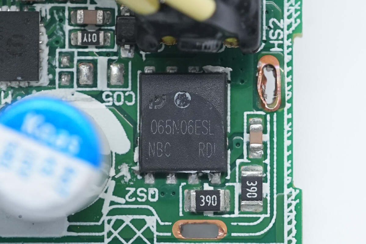 Teardown of vivo 90W FlashCharge GaN Charger (V9082L0E1-CN)-Chargerlab