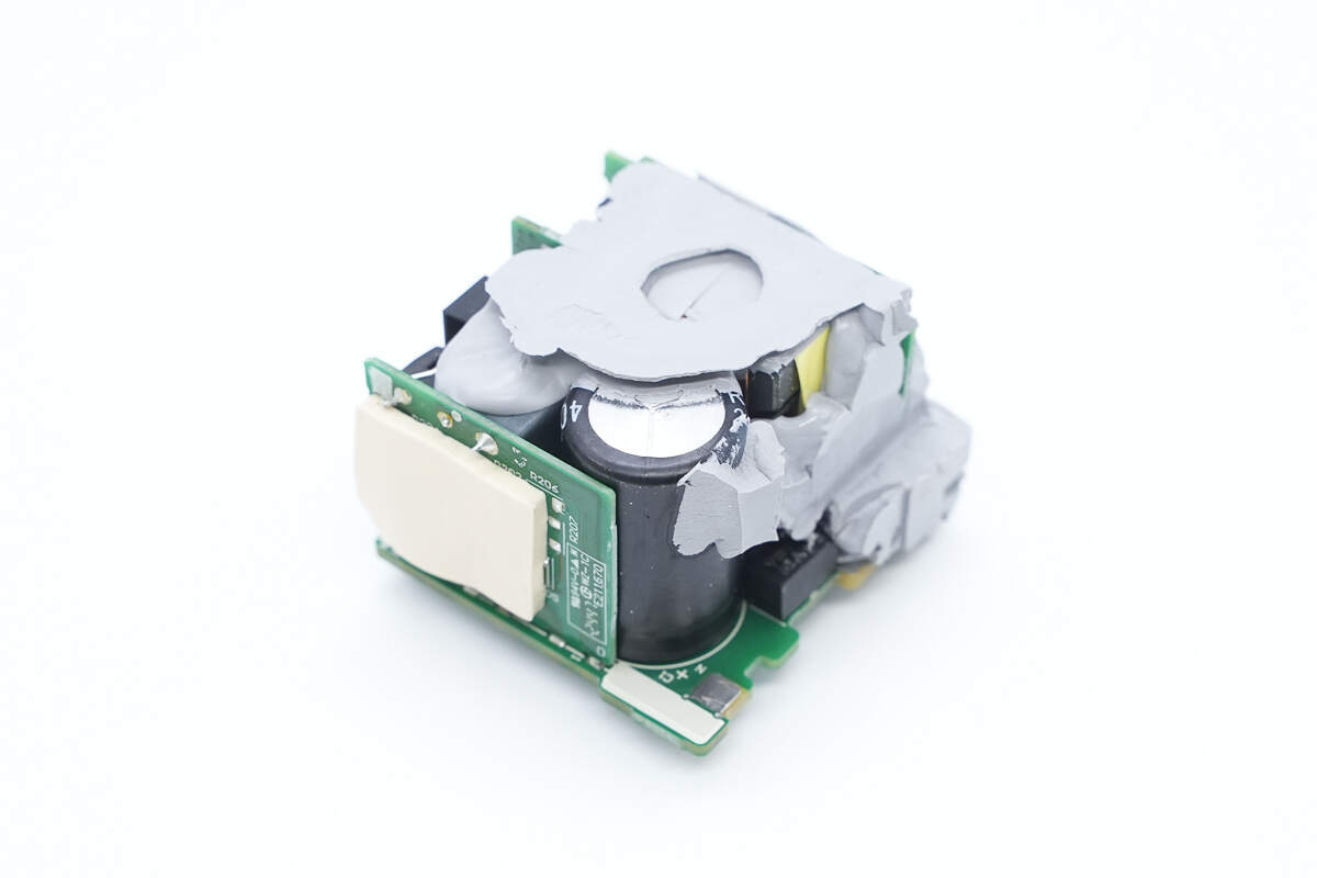 Teardown of Original 60W PD Charger of Nintendo Switch 2-Chargerlab