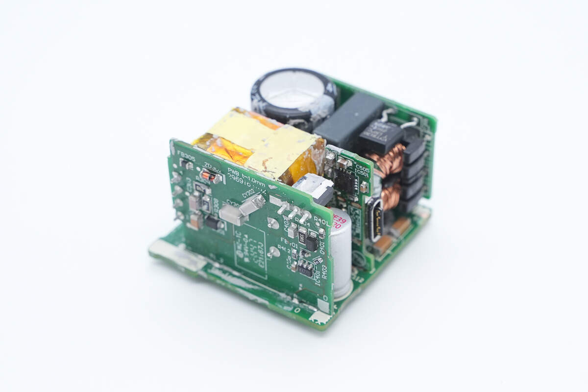 Teardown of Original 60W PD Charger of Nintendo Switch 2-Chargerlab