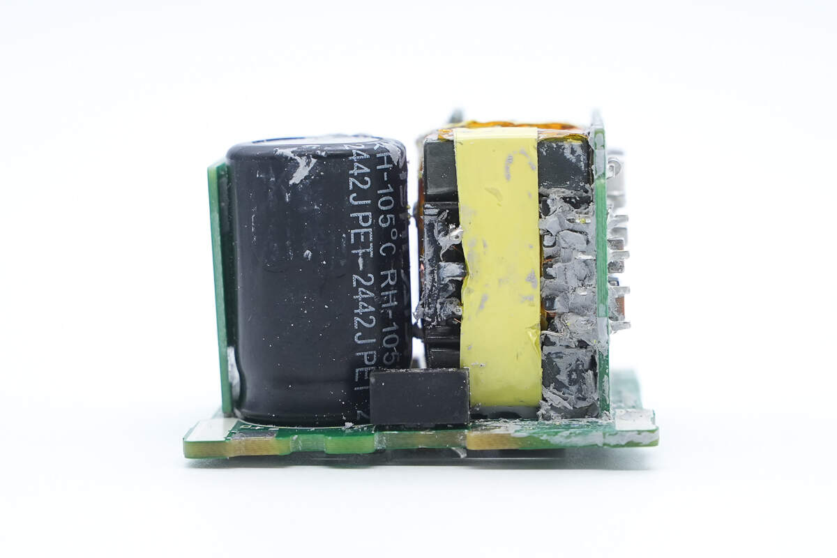 Teardown of Original 60W PD Charger of Nintendo Switch 2-Chargerlab