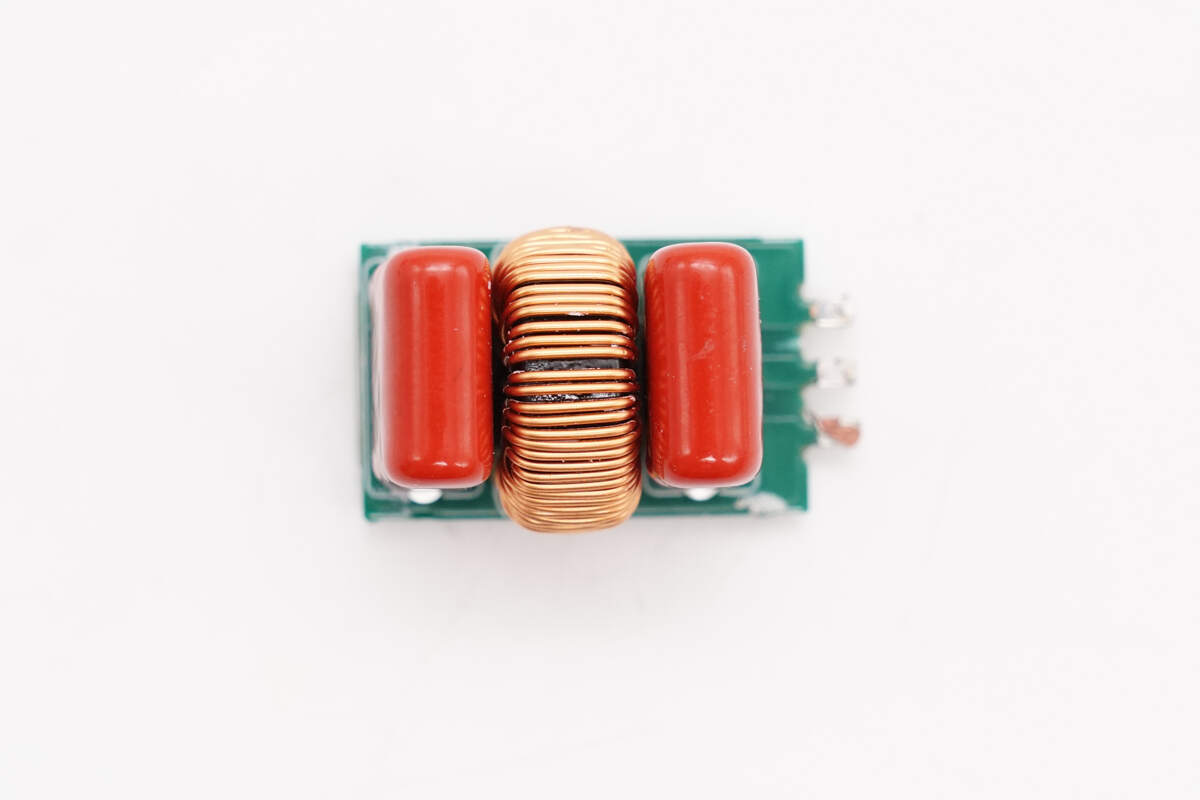 Teardown of Anker GaNPrime Lite 100W Charger (A121B)-Chargerlab