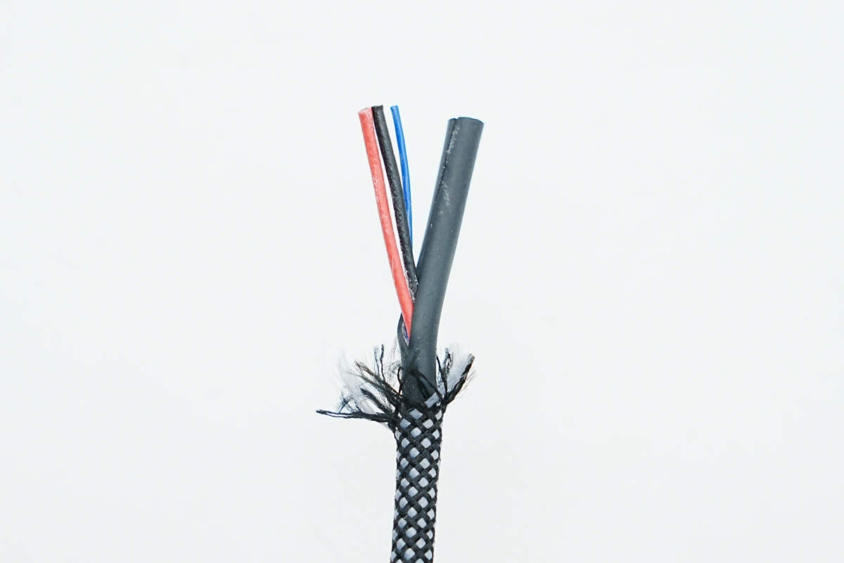 Teardown of MIIIW CB510 Pro 100W Two-in-One Supercharging Cable (iCB1013Y)-Chargerlab