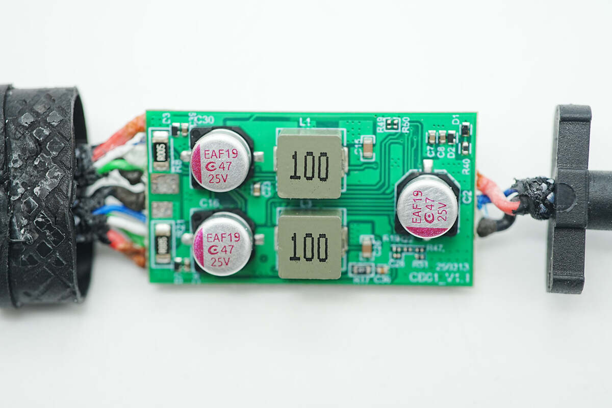 Teardown of MIIIW CB510 Pro 100W Two-in-One Supercharging Cable (iCB1013Y)-Chargerlab