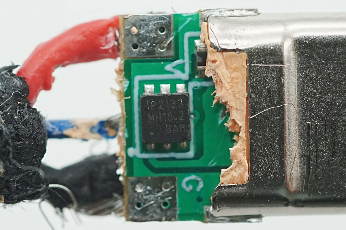 Teardown of MIIIW CB510 Pro 100W Two-in-One Supercharging Cable (iCB1013Y)-Chargerlab
