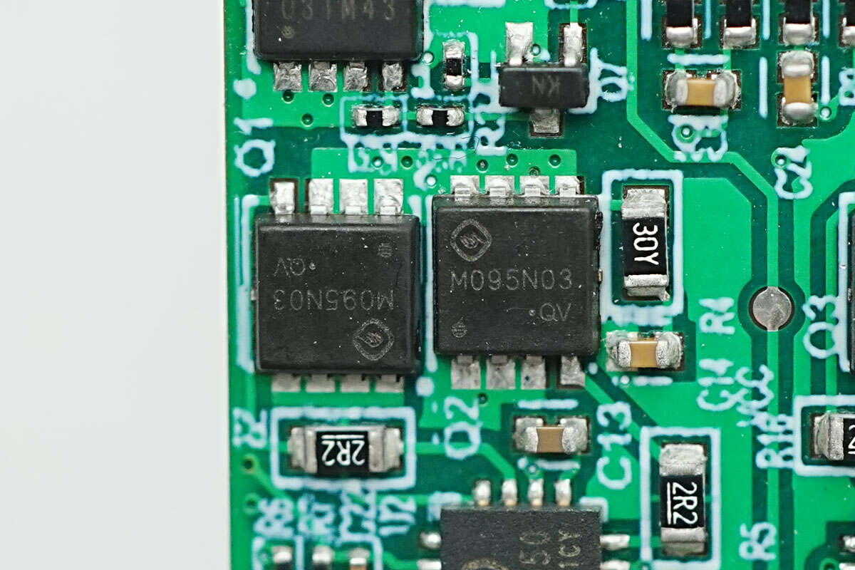 Teardown of MIIIW CB510 Pro 100W Two-in-One Supercharging Cable (iCB1013Y)-Chargerlab