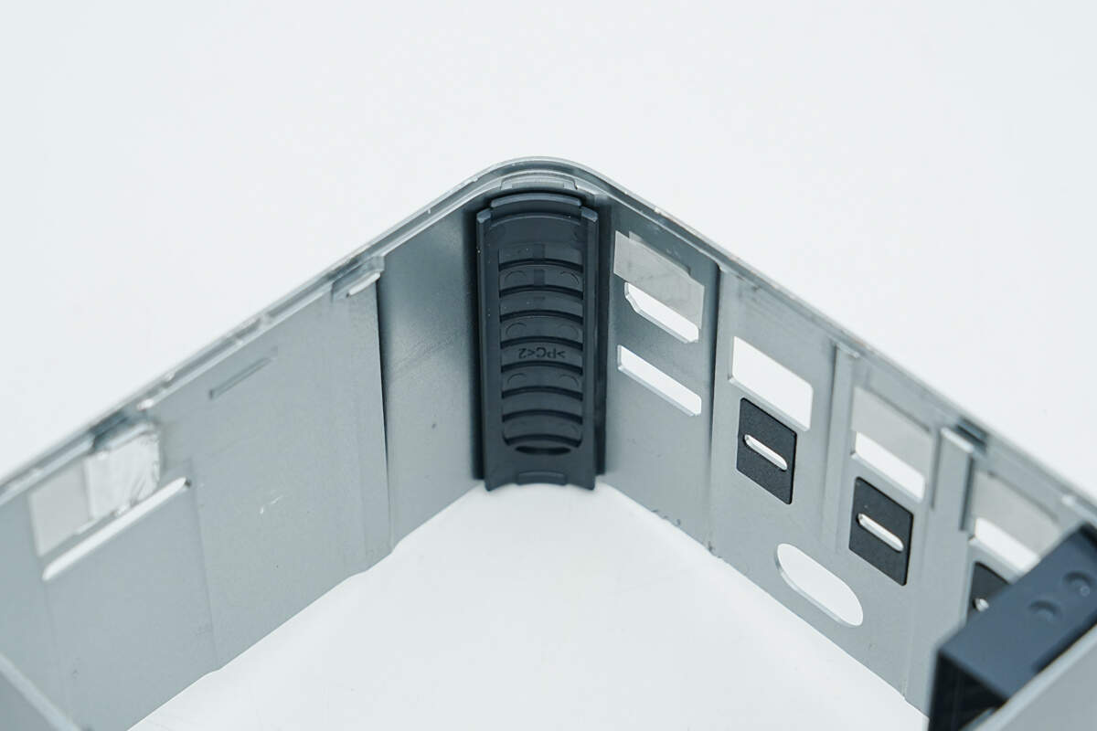 Teardown of Anker Prime Thunderbolt 5 Dock (14-in-1, 8K) (A83B5)-Chargerlab