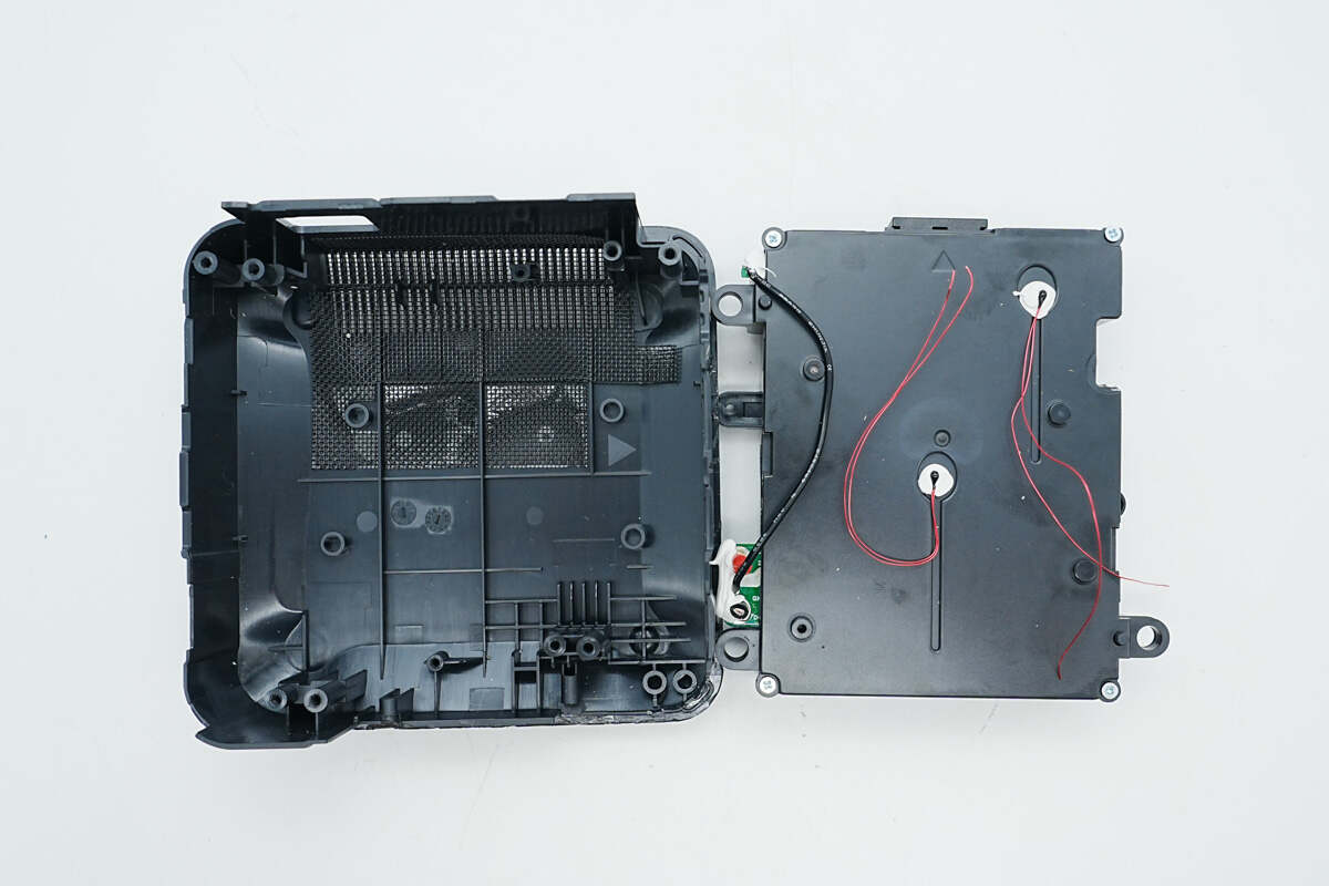 Teardown of Anker Prime Thunderbolt 5 Dock (14-in-1, 8K) (A83B5)-Chargerlab