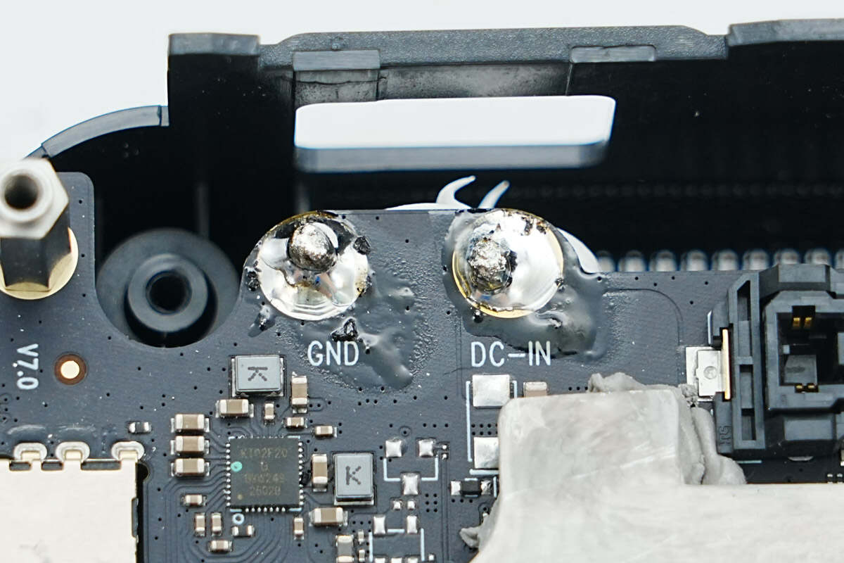 Teardown of Anker Prime Thunderbolt 5 Dock (14-in-1, 8K) (A83B5)-Chargerlab