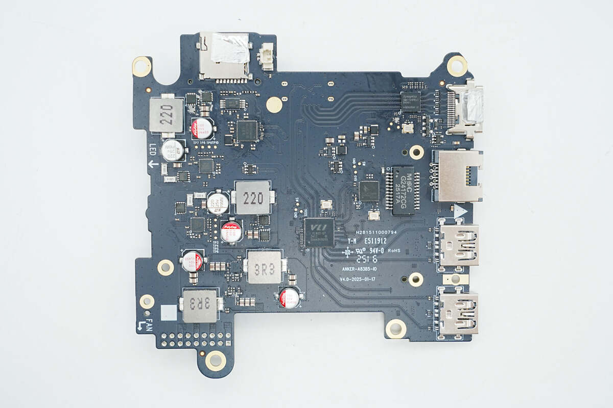 Teardown of Anker Prime Thunderbolt 5 Dock (14-in-1, 8K) (A83B5)-Chargerlab