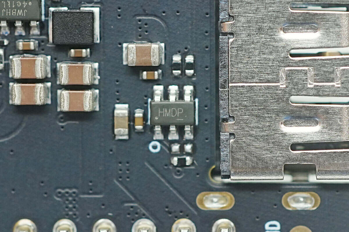 Teardown of Anker Prime Thunderbolt 5 Dock (14-in-1, 8K) (A83B5)-Chargerlab