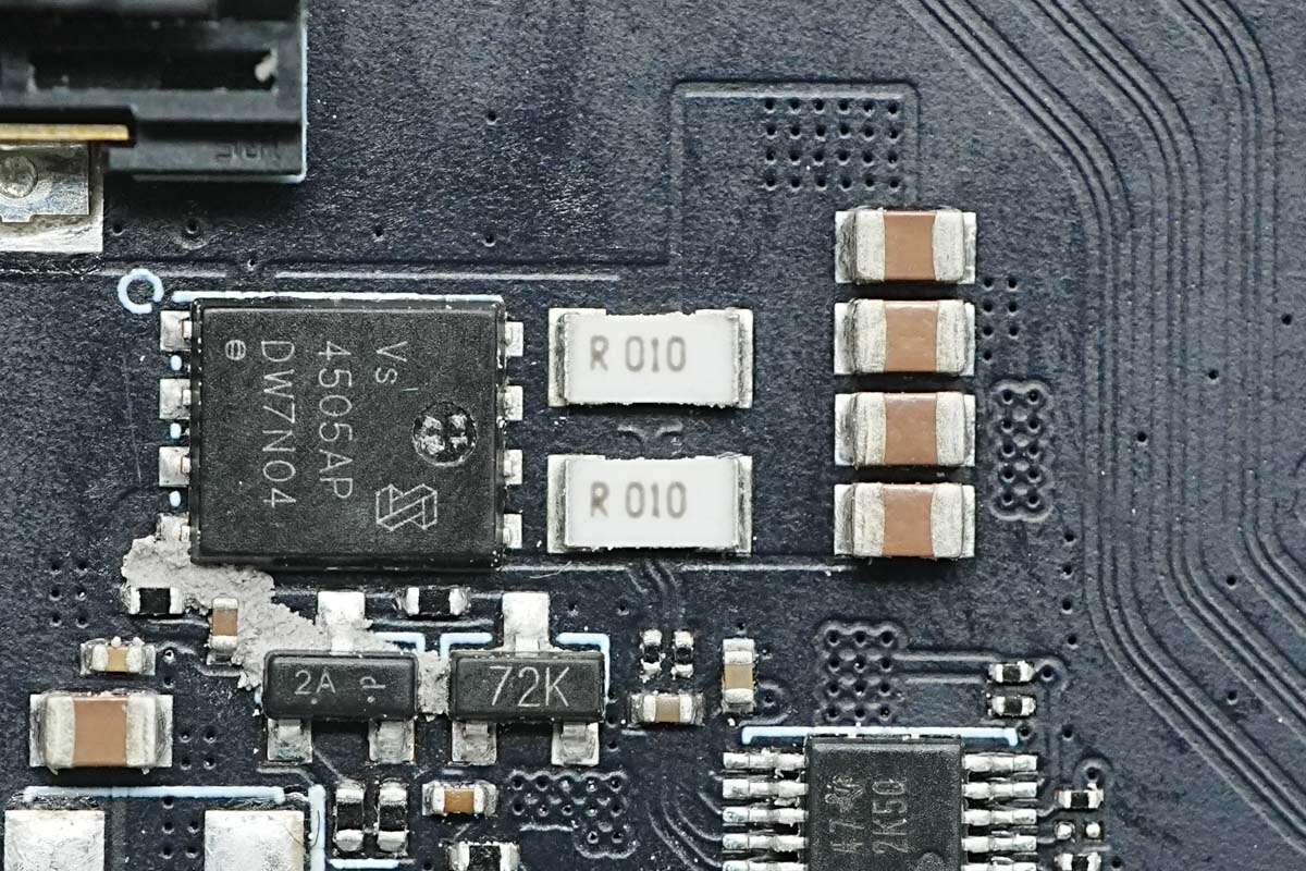 Teardown of Anker Prime Thunderbolt 5 Dock (14-in-1, 8K) (A83B5)-Chargerlab