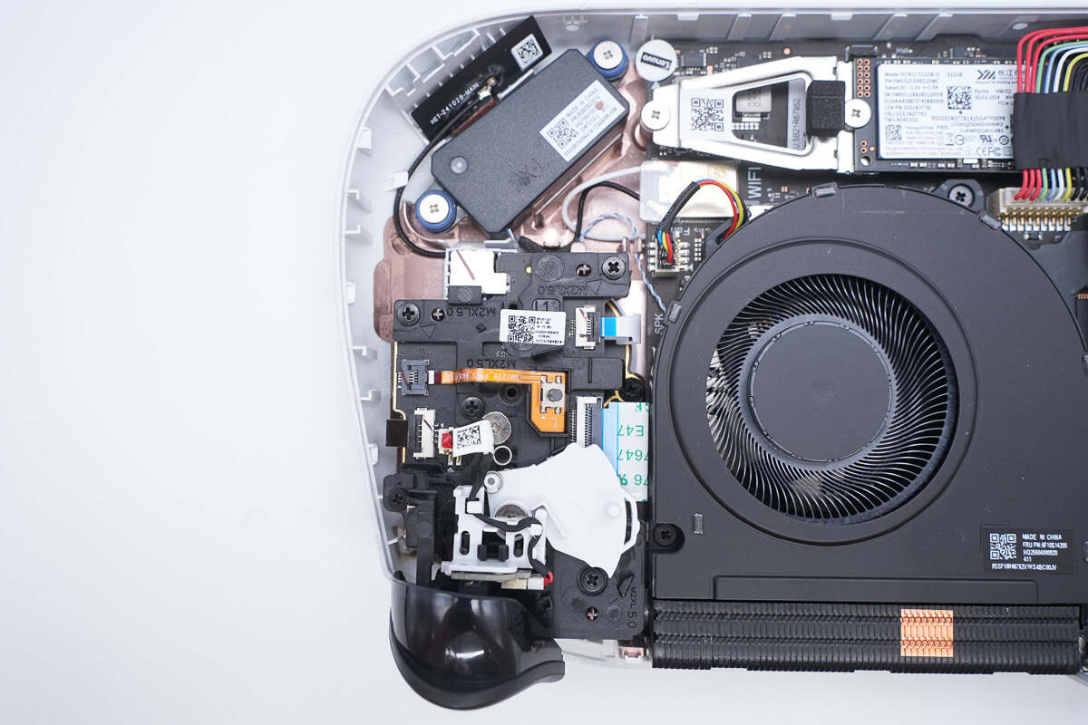 Teardown of Lenovo Legion Go S Gaming Console-Chargerlab