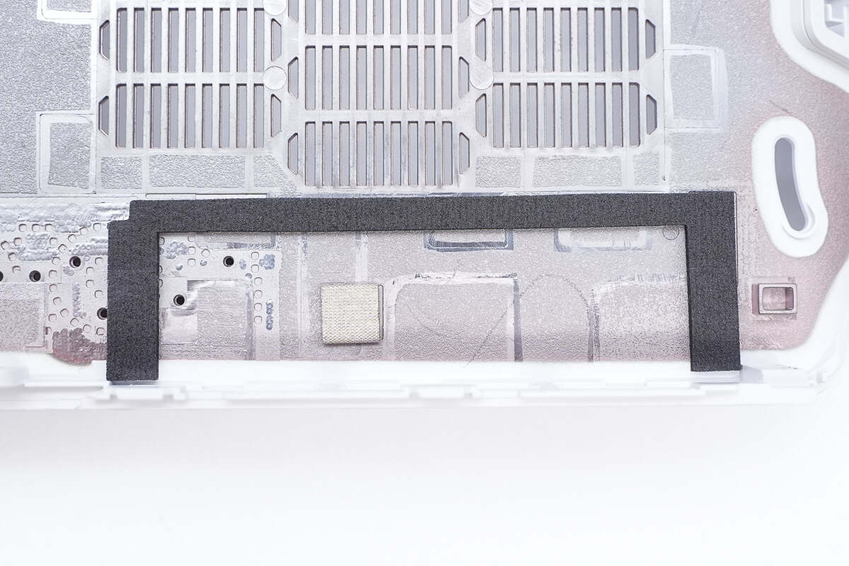 Teardown of Lenovo Legion Go S Gaming Console-Chargerlab