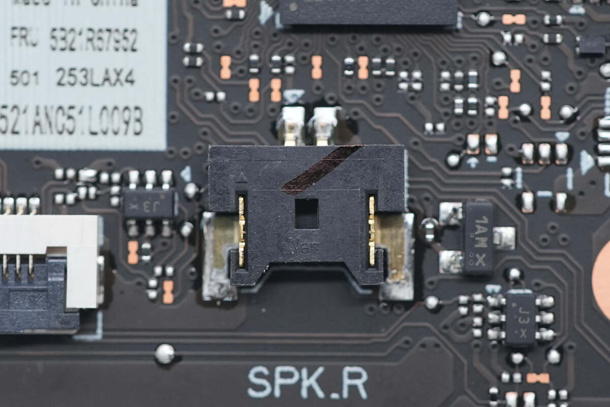 Teardown of Lenovo Legion Go S Gaming Console-Chargerlab