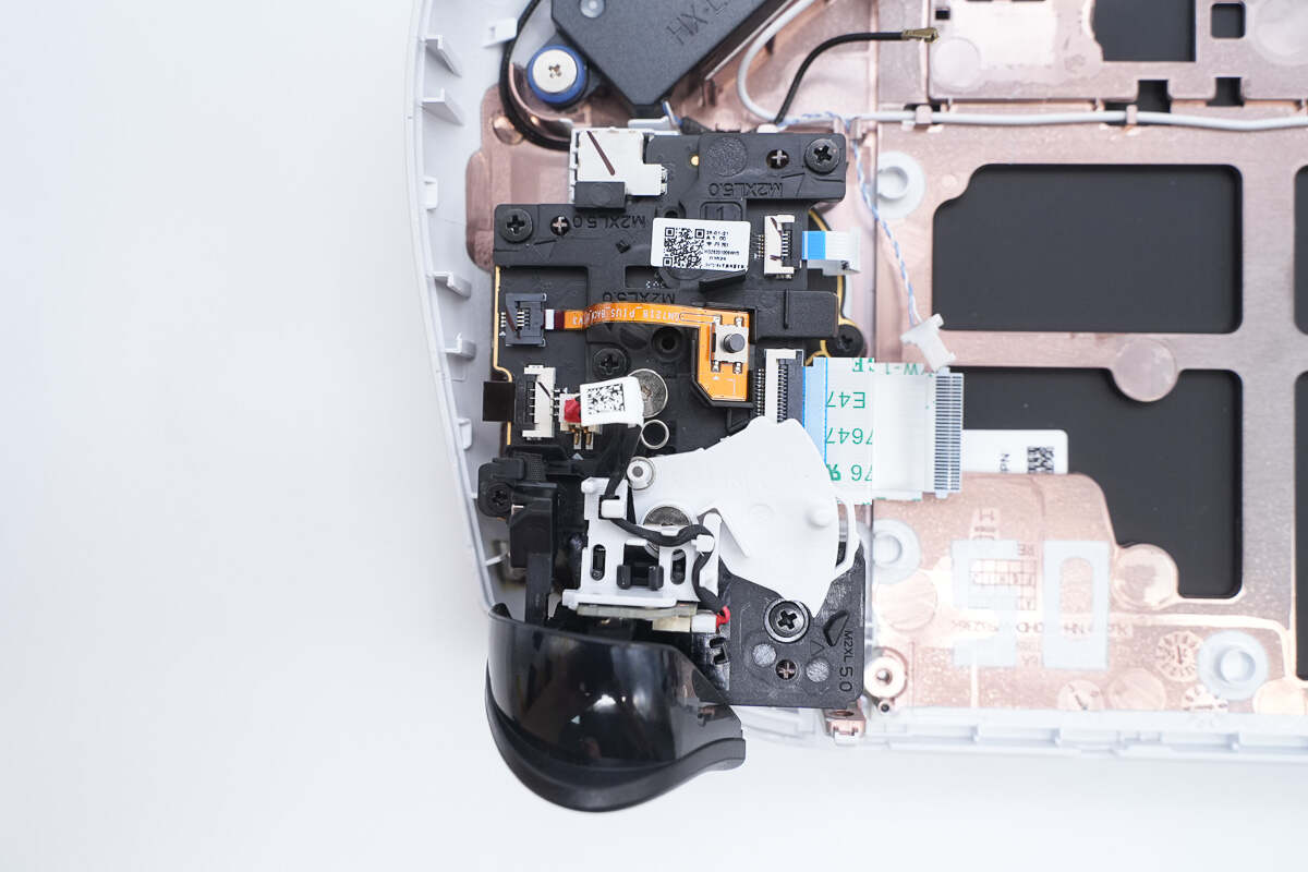 Teardown of Lenovo Legion Go S Gaming Console-Chargerlab